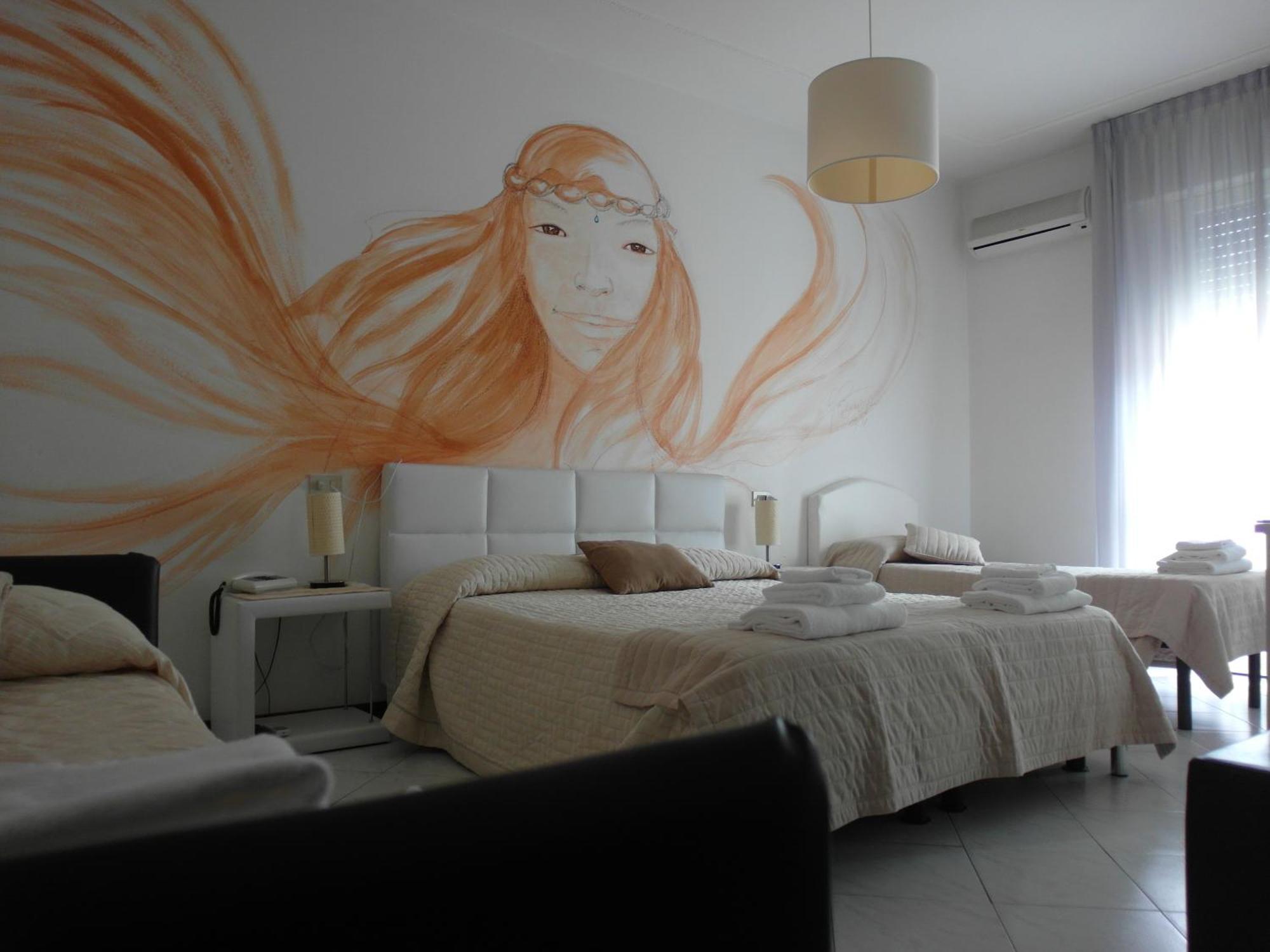 Hotel Julia Лидо дели Естенси Екстериор снимка