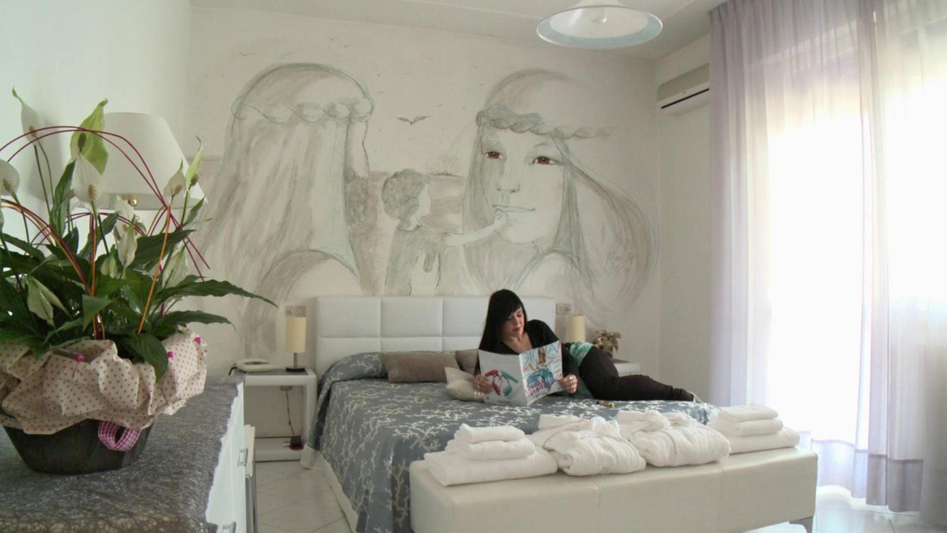 Hotel Julia Лидо дели Естенси Екстериор снимка